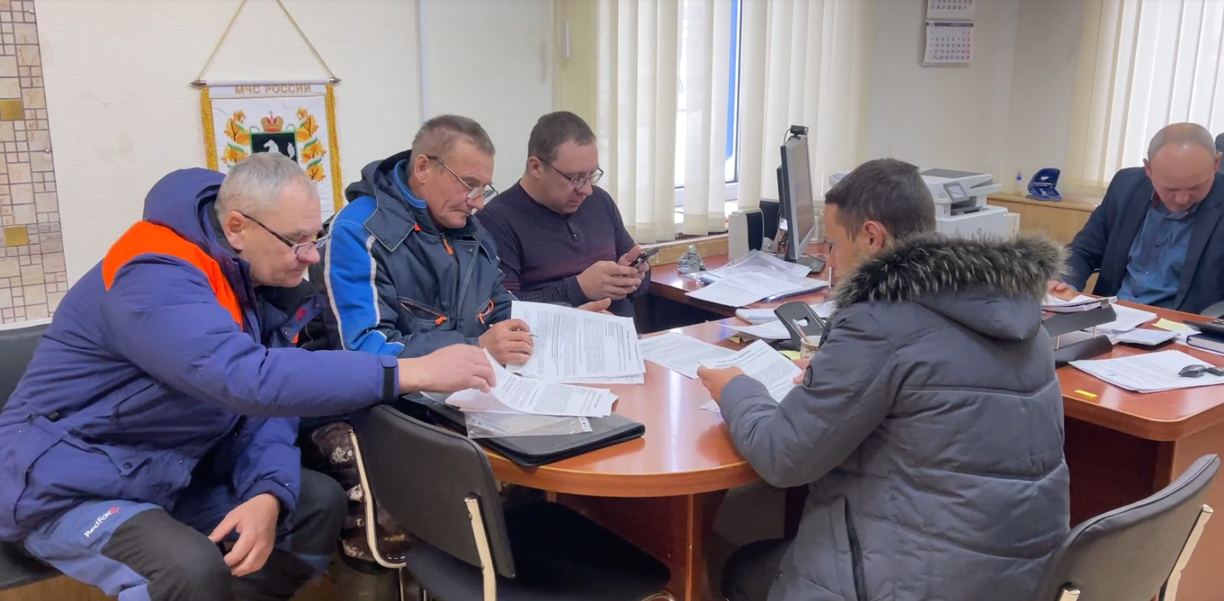 На сегодняшний день в Парабельском районе официально открыты все ледовые  переправы. | 09.12.2022 | Парабель - БезФормата